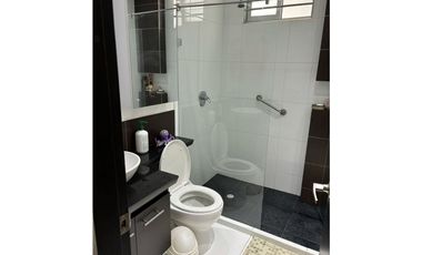 venta de hermoso penthouse de 198 M2 en 540 mill en La Mesa