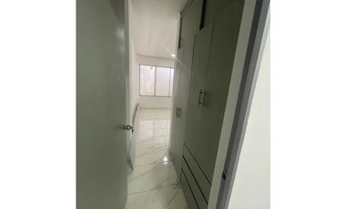 Apartamento de 94 M2 en 350 millones en La Mesa Cund, COL