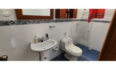 Casa campestre de 262 M2 en 379 mill en La Mesa Cund, URBANA