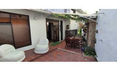 Casa campestre de 262 M2 en 379 mill en La Mesa Cund, URBANA