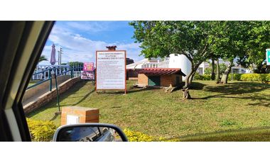 hermosa casa en conjunto de 410 mill en La Mesa Cund, un piso