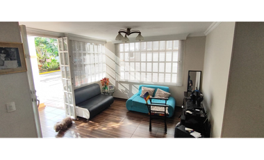 hermosa casa en conjunto de 410 mill en La Mesa Cund, un piso