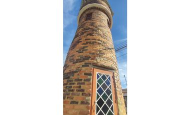 hermosa casa en conjunto de 410 mill en La Mesa Cund, un piso