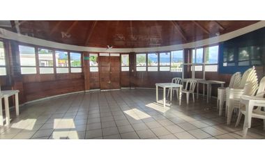 hermosa casa en conjunto de 410 mill en La Mesa Cund, un piso