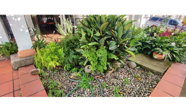 hermosa casa en conjunto de 410 mill en La Mesa Cund, un piso