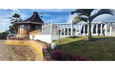 hermosa casa en conjunto de 410 mill en La Mesa Cund, un piso