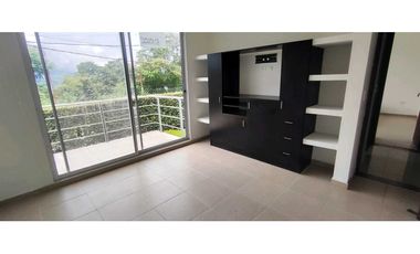 Venta de casa campestre de 1225 M2 en 679 mill en La Mesa Cund, Col.