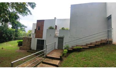 Venta de casa campestre de 1225 M2 en 679 mill en La Mesa Cund, Col.