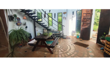 venta de casa campestre en condominio de 2000 M2 en La Mesa Cund.