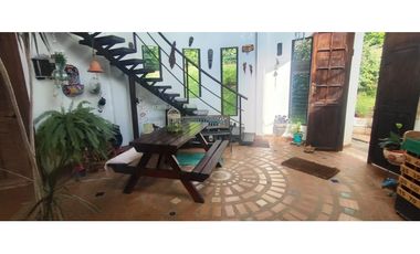 venta de casa campestre en condominio de 2000 M2 en La Mesa Cund.