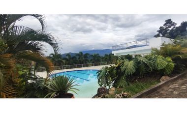 venta de casa campestre en condominio de 1704 M2 en 870 mill