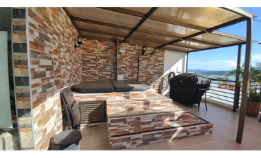 Se vende penthouse de 178 M2 en 700 mill en La Mesa Cund, COL.