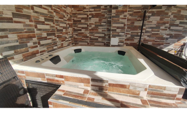 Se vende penthouse de 178 M2 en 700 mill en La Mesa Cund, COL.