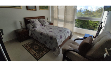 Se vende penthouse de 178 M2 en 700 mill en La Mesa Cund, COL.