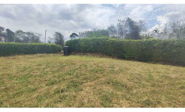 Venta de lote de 165 mill de 1700 en La Mesa Cund Colombia.