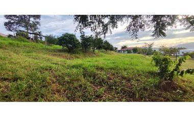 Venta de lote de 3200 M2 en 768 millones en La Mesa Cund