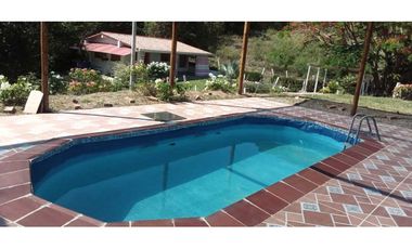 Venta de finca de 1 hectárea de 450 mill en Tocaima Cund, COL