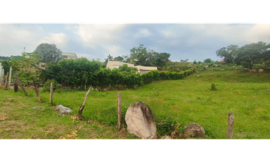 Venta de lote de 2272 M2 en La Mesa CUND, zona de valorización