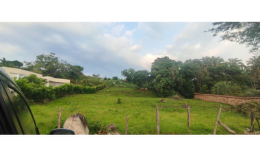 Venta de lote de 2272 M2 en La Mesa CUND, zona de valorización