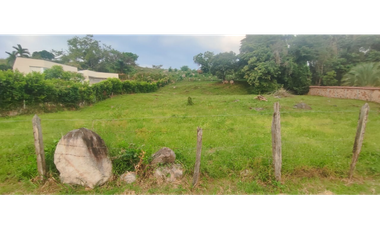 Venta de lote de 2272 M2 en La Mesa CUND, zona de valorización