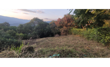 Venta de lote en Condominio de 2100 M2 en 210 mill en La Mesa Cund.