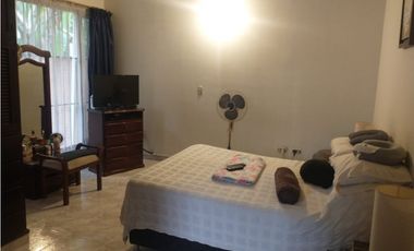 Se vende casa campestre de 280 M2 en 650 mill en La Mesa Cund, COL.