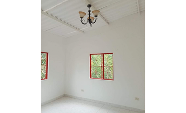 Vendido casalote de 735 M2 en 245 mill en La Mesa Cund