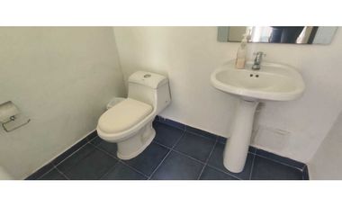 Casa campestre de 2550 M2 en 600 mill en La Mesa Cund COL