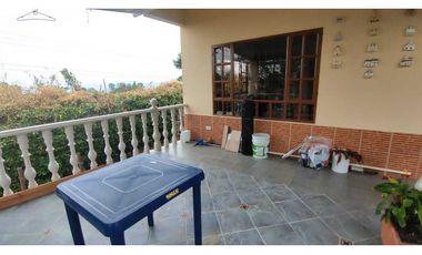 Venta de casalote de 1650 M2 en 680 mill en La Mesa Cund