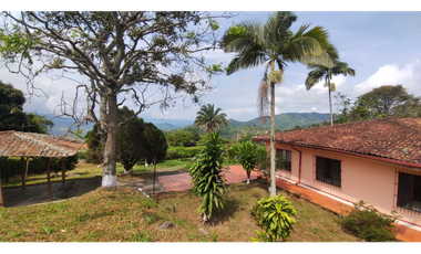 Se vende finca de 5200 M2 en 679 mill en La Mesa Cund, COL