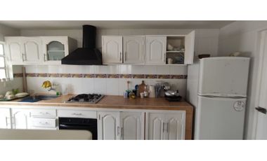 Venta casa campestre urbana de 250 M2 en 699 mill en La Mesa Cund