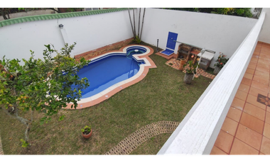 Venta casa campestre urbana de 250 M2 en 699 mill en La Mesa Cund