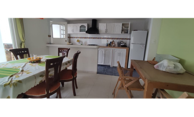 Venta casa campestre urbana de 250 M2 en 699 mill en La Mesa Cund