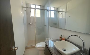 Apartamento de 87 M2 en 370 mill en La Mesa Cund, COL linda vista.