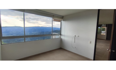 Apartamento de 87 M2 en 370 mill en La Mesa Cund, COL linda vista.