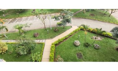 Apartamento de 87 M2 en 370 mill en La Mesa Cund, COL linda vista.