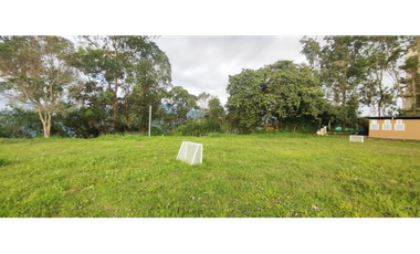 Apartamento de 87 M2 en 370 mill en La Mesa Cund, COL linda vista.