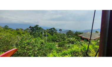 Venta de casalote de 543 M2 en 450 mill en La Mesa Cund, COL