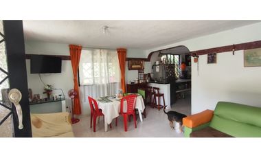 Venta de casalote de 543 M2 en 450 mill en La Mesa Cund, COL