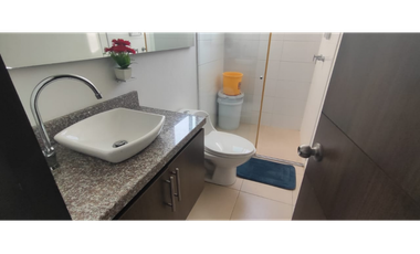 Lindo apartamento de 87 M2 en 420 mill en La Mesa Cund, con vista