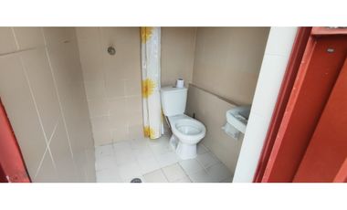 venta de casa urbana de 168 M2 en La Mesa, Cund, muy central