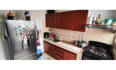 venta de casa urbana de 168 M2 en La Mesa, Cund, muy central