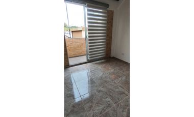 Venta/permuta de casa de 70 M2 en 320 mill en La Mesa Cund en conjunto