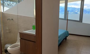 Venta de casa campestre de 2500 m2 en La Mesa Cund.