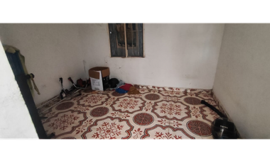 Casa de un piso con placa en San Joaquin, en 110 millones en La Mesa