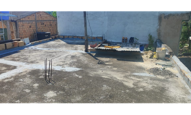 Casa de un piso con placa en San Joaquin, en 110 millones en La Mesa