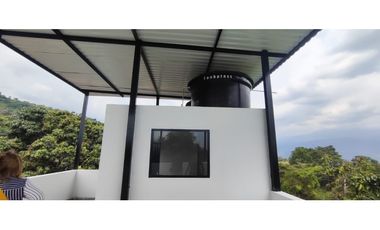 Venta de casa campestre de 800 M2 en La Mesa Cund, semi urbana.