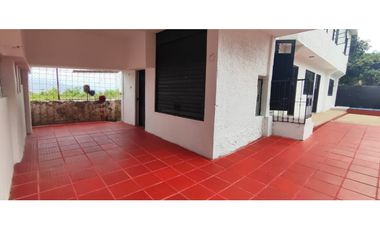 Venta de casa campestre de 800 M2 en La Mesa Cund, semi urbana.
