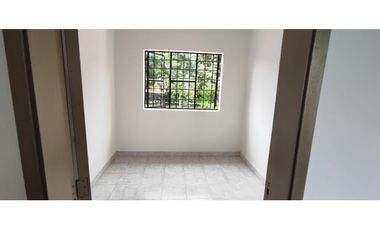 Venta de casa campestre de 800 M2 en La Mesa Cund, semi urbana.