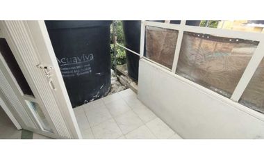 Venta de casa urbana de 130 M2 aprox en 210 mill en La Mesa Cund